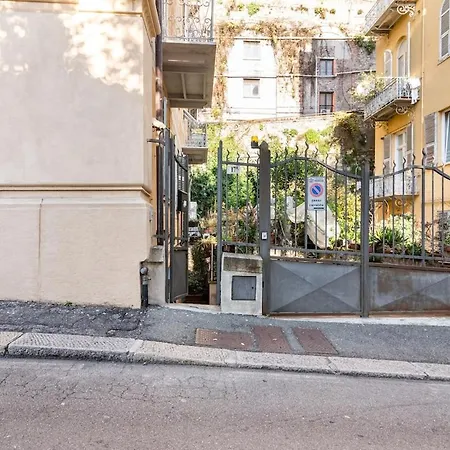 Experience Genoa-traditional In Castelletto