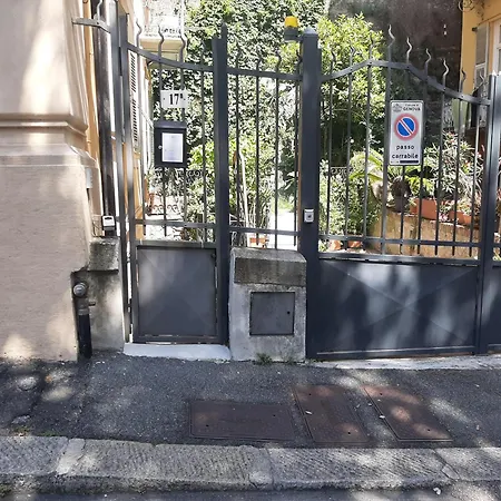 Experience Genoa-traditional In Castelletto Διαμέρισμα